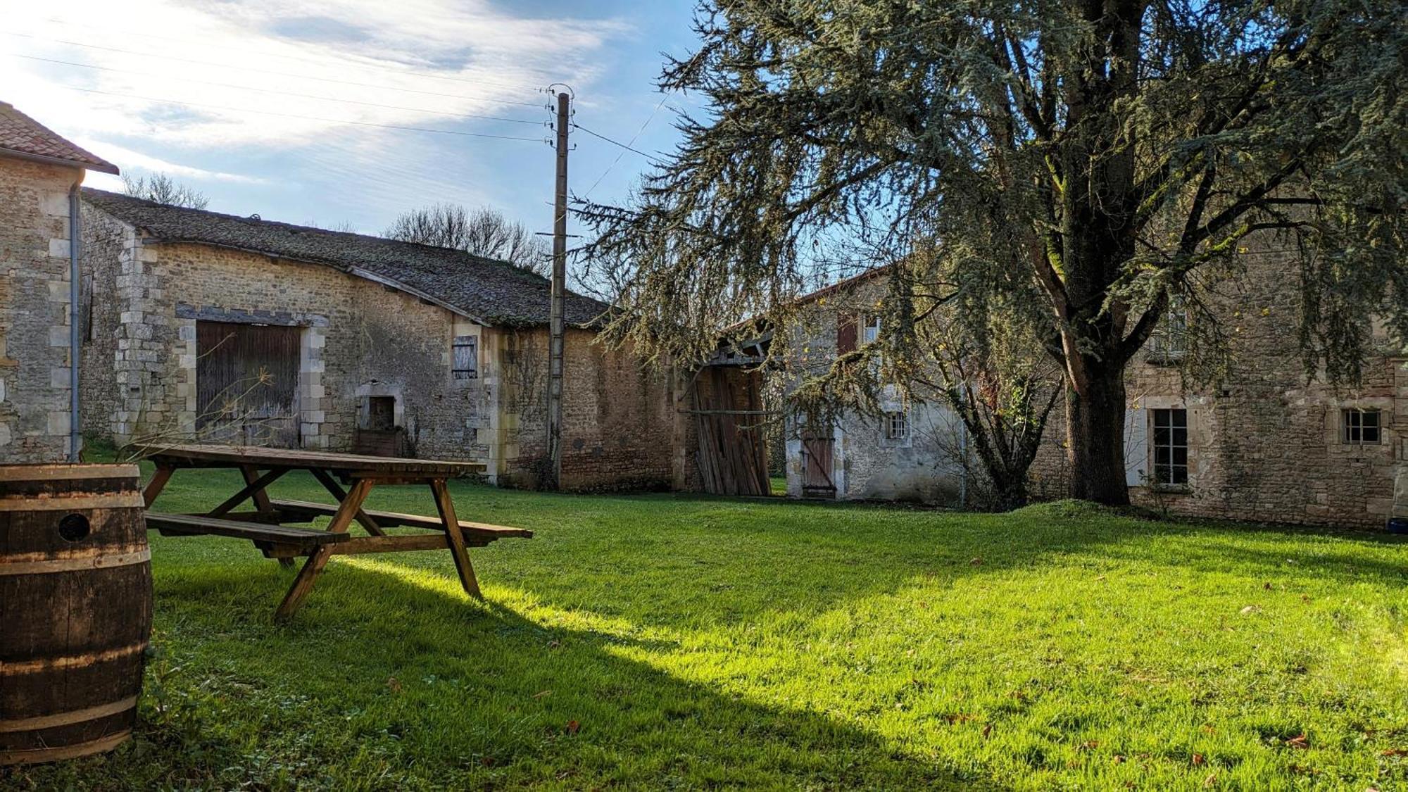 Chateau De Sauge Saivres Екстериор снимка